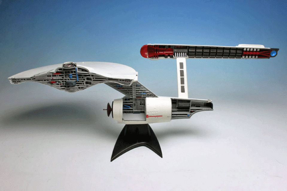 1537 Star Trek Uss Enterprise Ncc1701 Cutaway Model